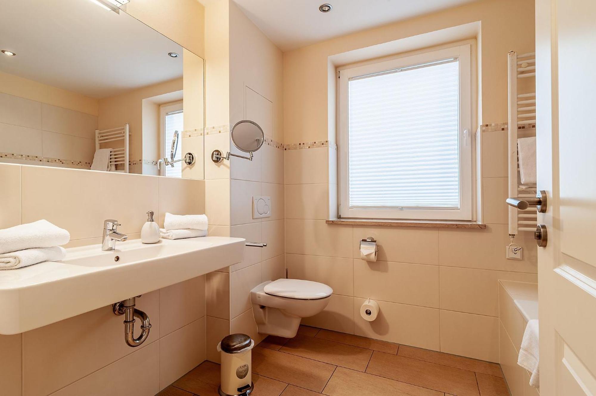 Hafendomicil Appartement Wh06 - Hase วาเริน ภายนอก รูปภาพ